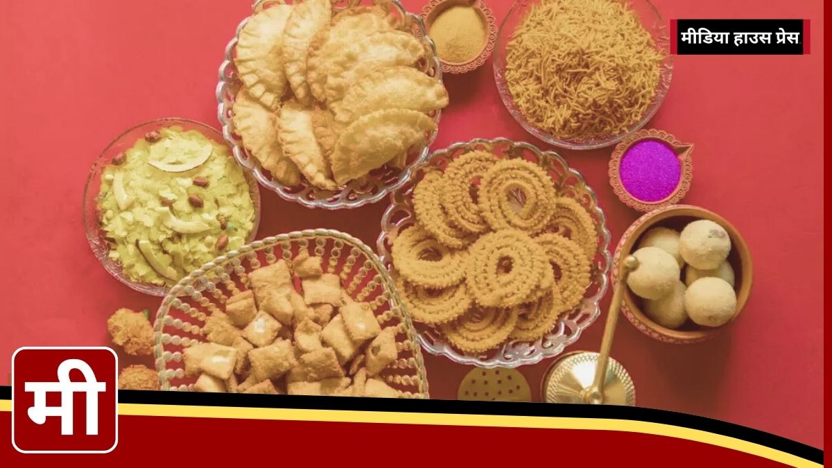 Celebrate Diwali with These 5 Delectable Snacks: Must-Try Treats from India