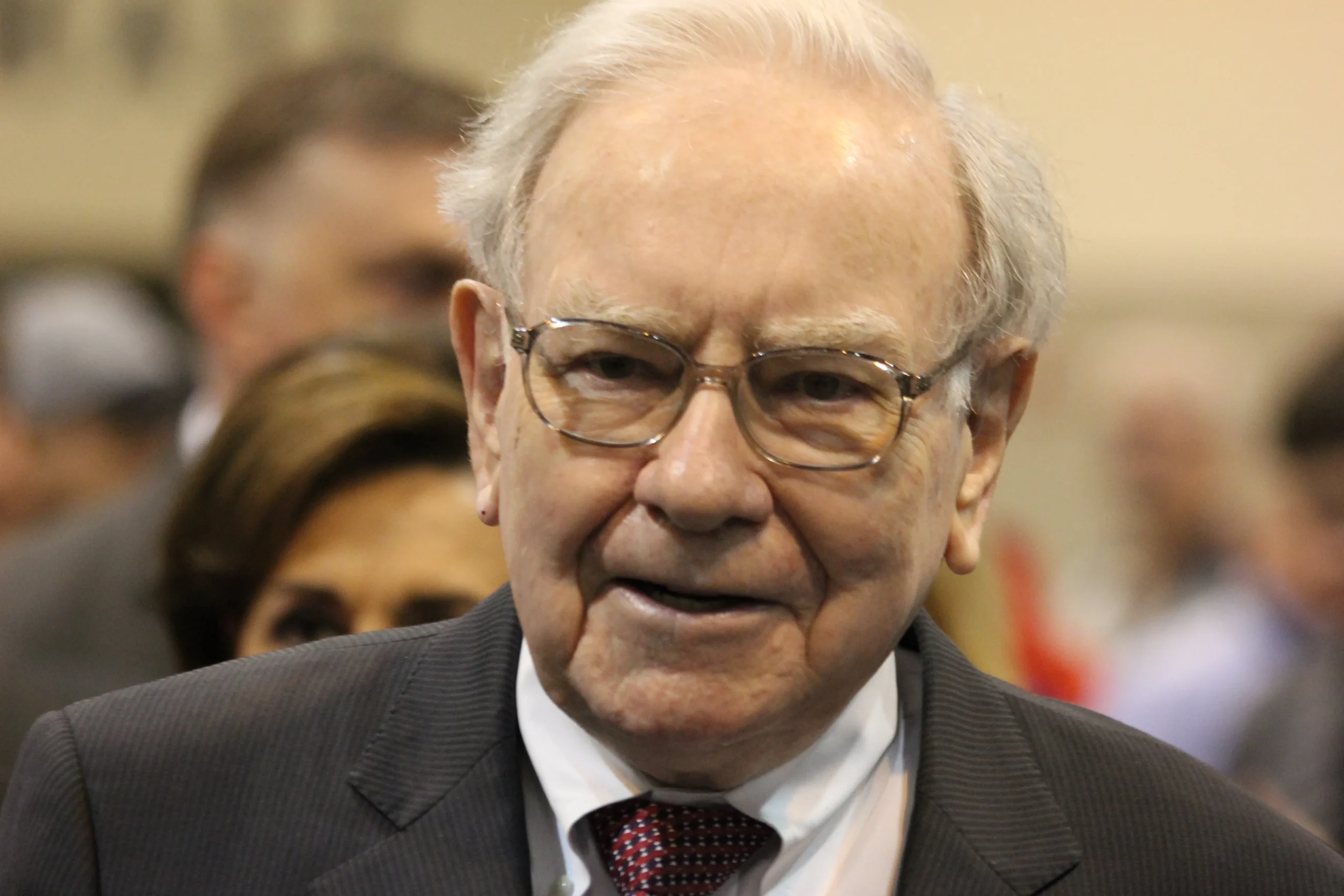 Warren Buffett Latest Moves: What They Mean for the Stock Market