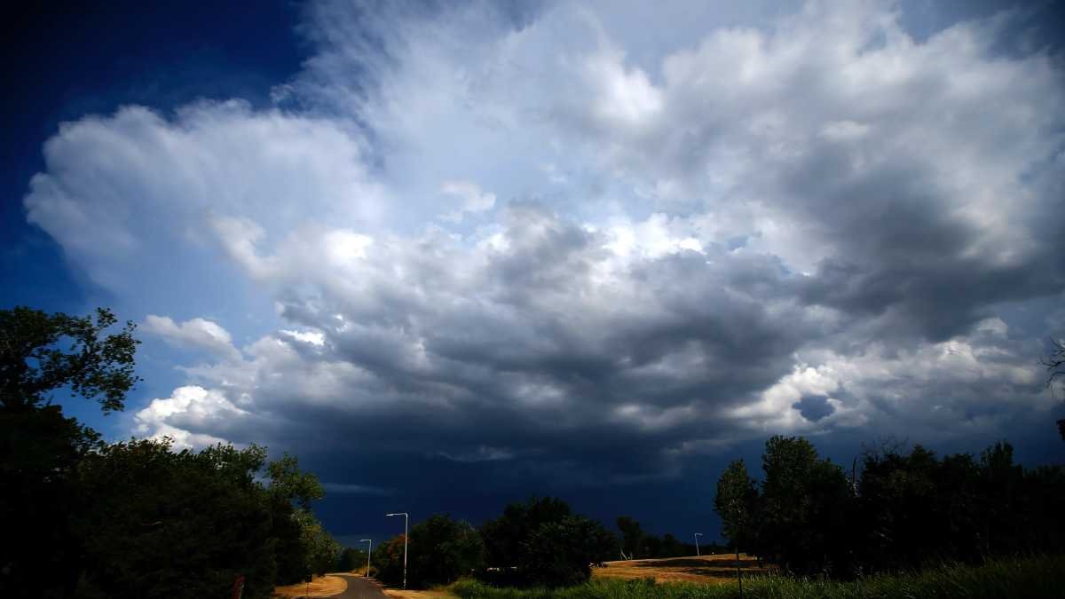 oklahoma schools weather delays: Severe Weather Sweeps Through Oklahoma Tornadoes Power Outages and School Closures